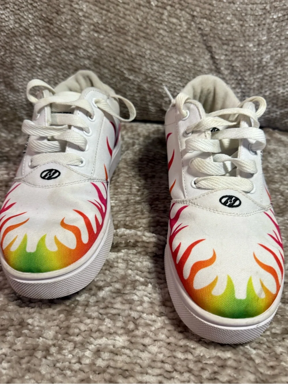 Heelys shoes youth
